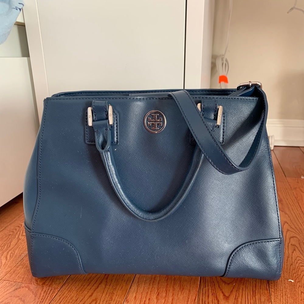 Tory Burch Robinson triangle tote